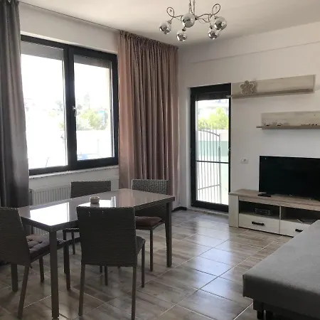 Apartment La Belle Vie *
